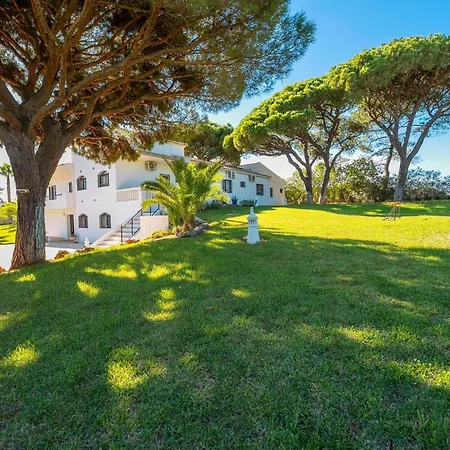Villa, Piscina Privada, Barbecue, Snooker Prestige For Quarteira
