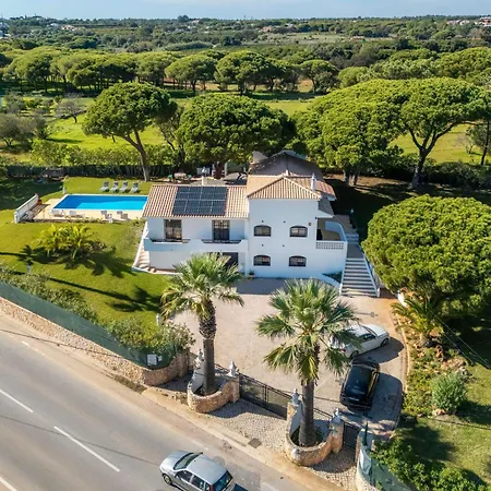 Villa, Piscina Privada, Barbecue, Snooker Prestige For *