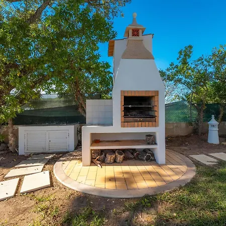 Villa, Piscina Privada, Barbecue, Snooker Prestige For Quarteira