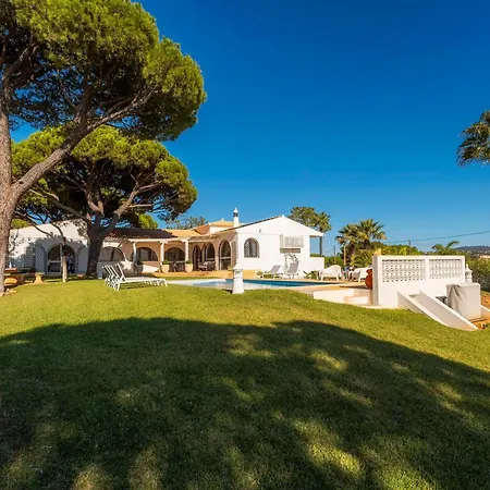 Villa, Piscina Privada, Barbecue, Snooker Prestige For