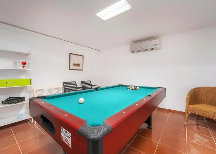 Terra Vermelha, Snooker Prestige For Villa