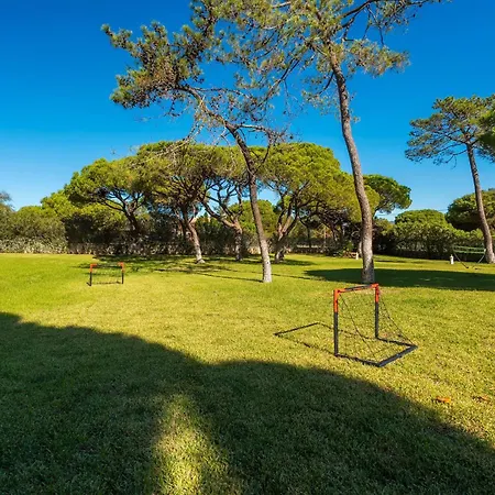 Βίλα 4 Quartos, Piscina, Bbq Snooker, Prestige For *